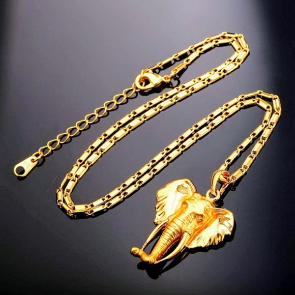🏆Gold Elephant Pendant With Necklace
